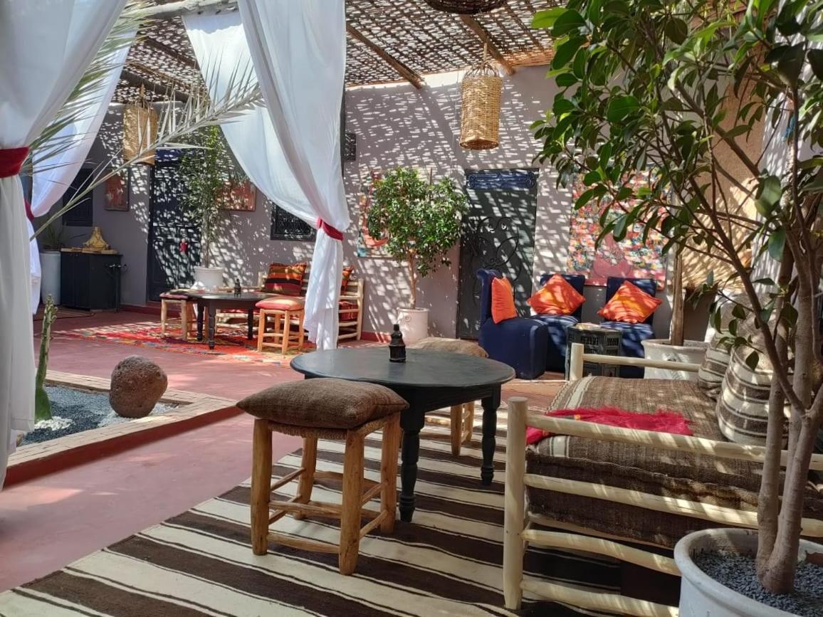 Maison d'hôtes Dar Tadout à Aït Ourir Extérieur photo